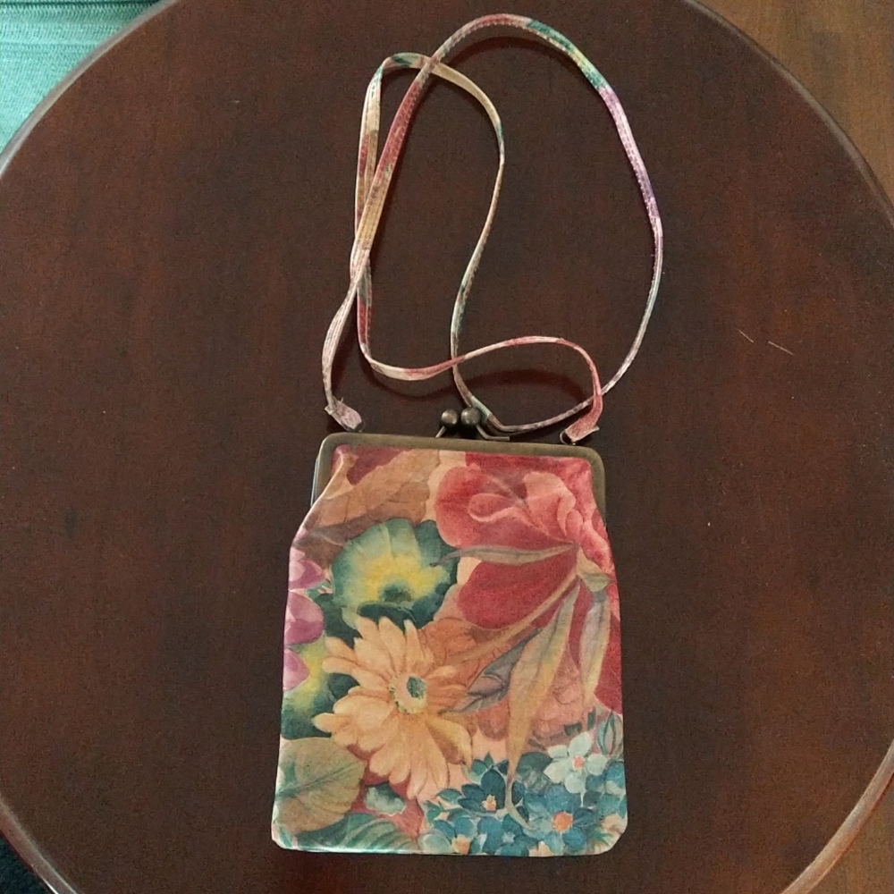 Beautiful small handbag from Argentina